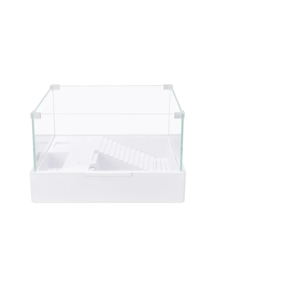 Glass turtle tank with SOBO filtration system